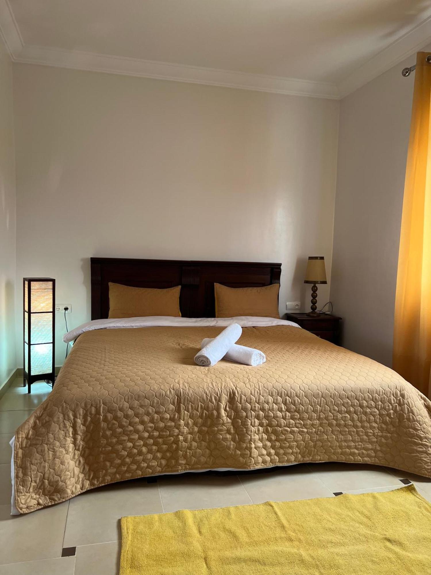 Sinim House Apartment ทากาเซาท์ ภายนอก รูปภาพ